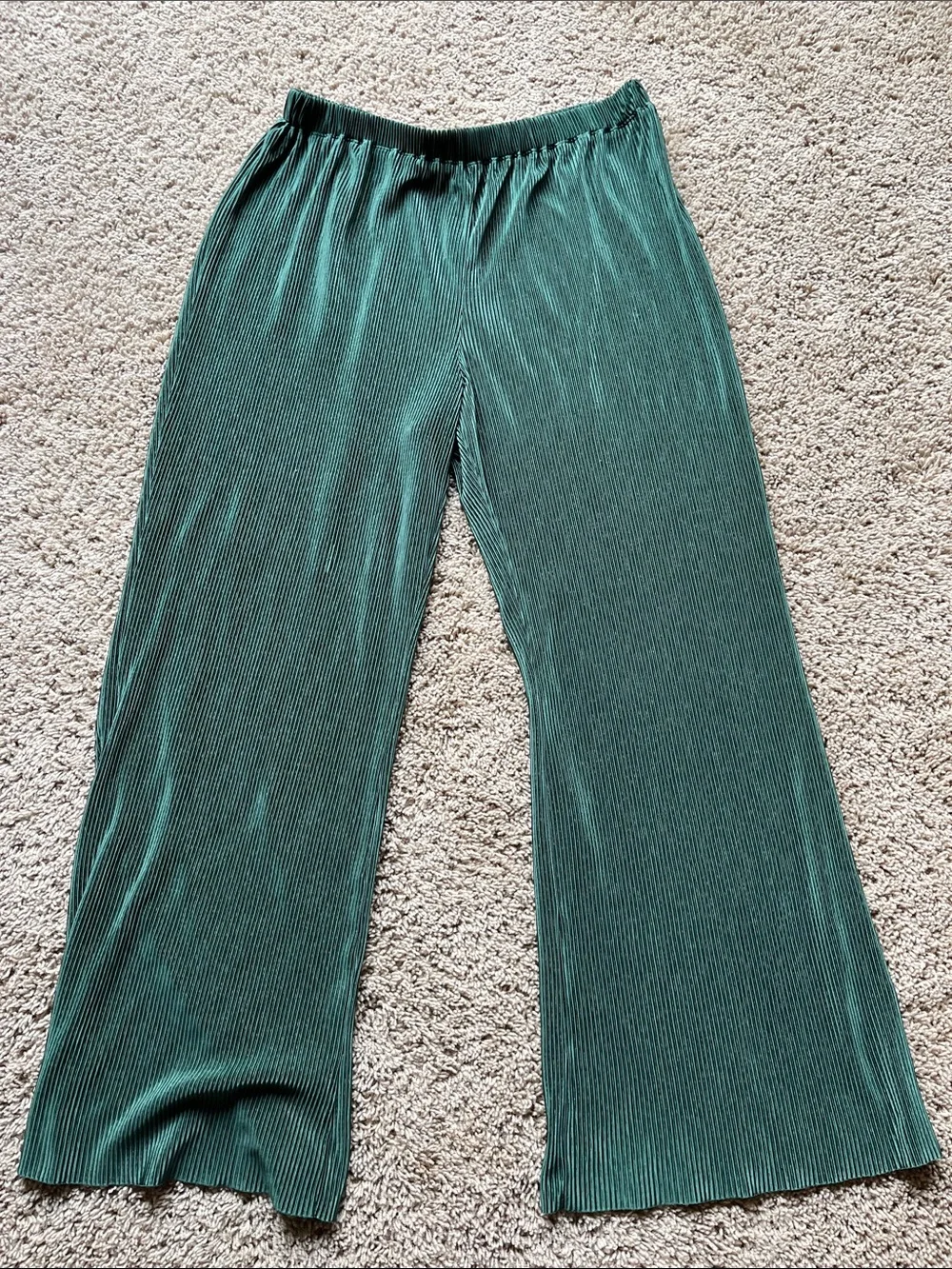 Nine.Eight New York XL Emerald Green Ribbed Silky Lounge Pajama Set 2-Piece
